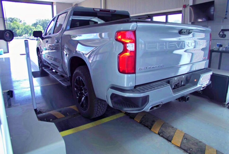 chevrolet silverado 1500 2024 1GCUDEED7RZ147360 image chevrolet silverado 1500 2024 1GCUDEED7RZ147360 image